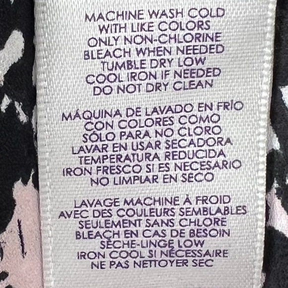 NYJD, Size: S, Pink/Black/white, Floral Motif, Silky and Loose Style Blouse 👚 - Picture 11 of 11